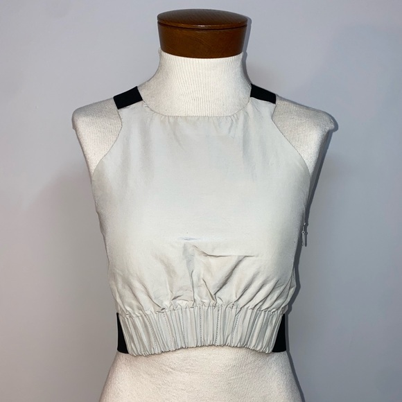 Shakuhachi Tops - Shakuhachi White and Black Crop Top